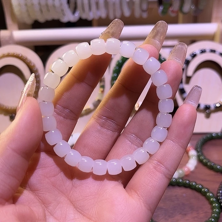 未镶嵌手链和田玉（糖玉）