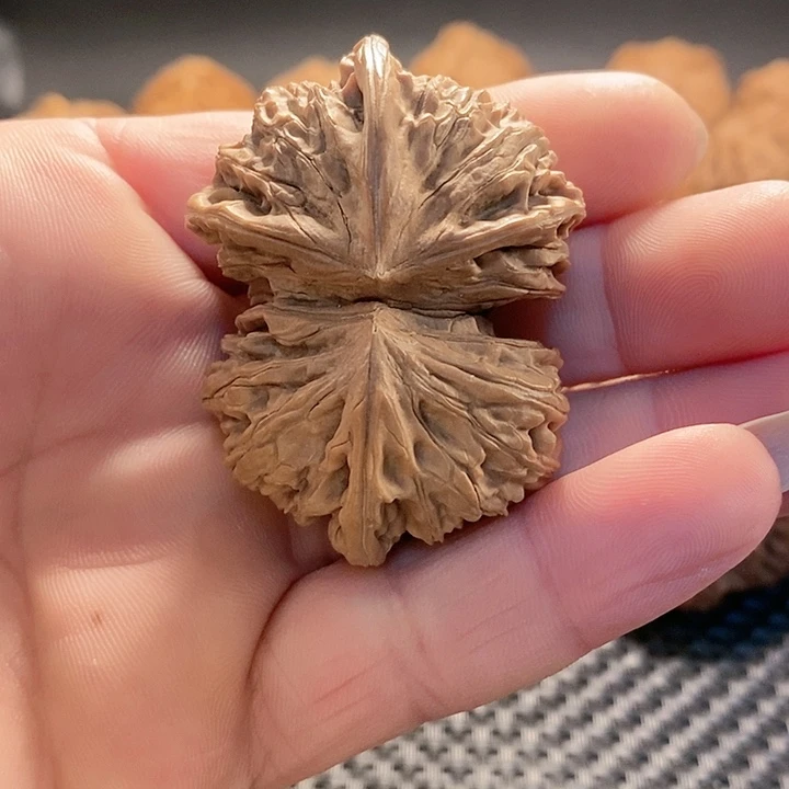 把件文玩核桃御龙粗筋连体四棱