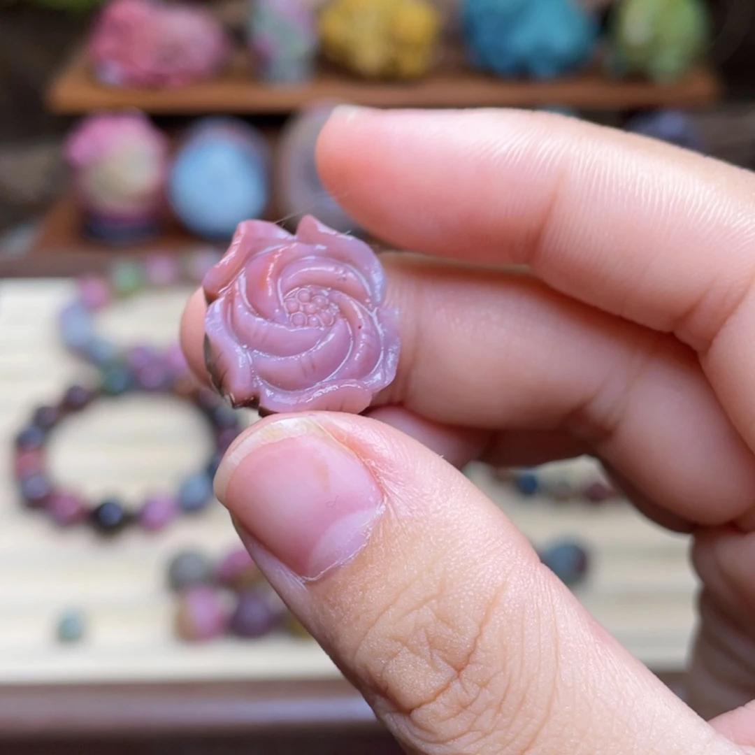 玛瑙/玉髓未镶嵌珠宝半成品盐源玛瑙福利花
