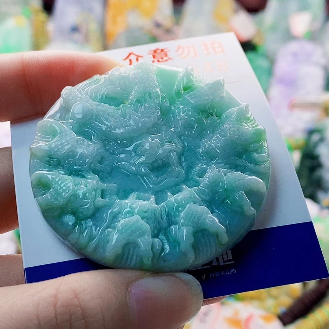 吊坠(不含链)未镶嵌翡翠