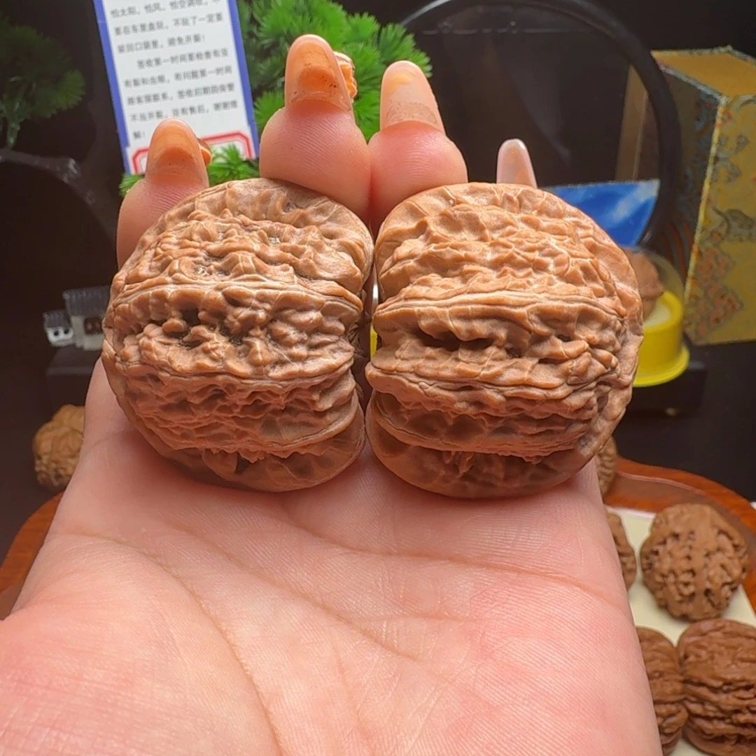 把件文玩核桃全品白狮子43新果