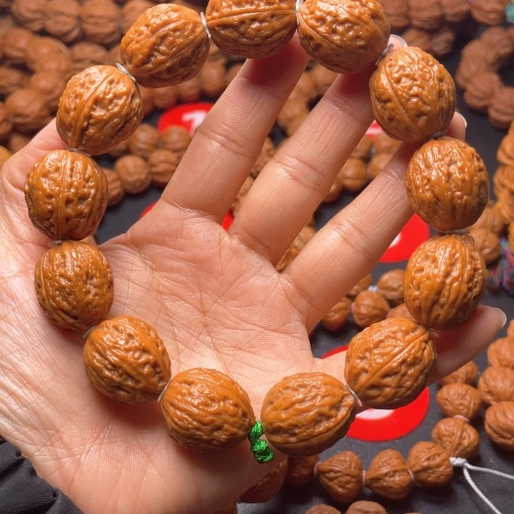 文玩核桃吊坠密纹小枣