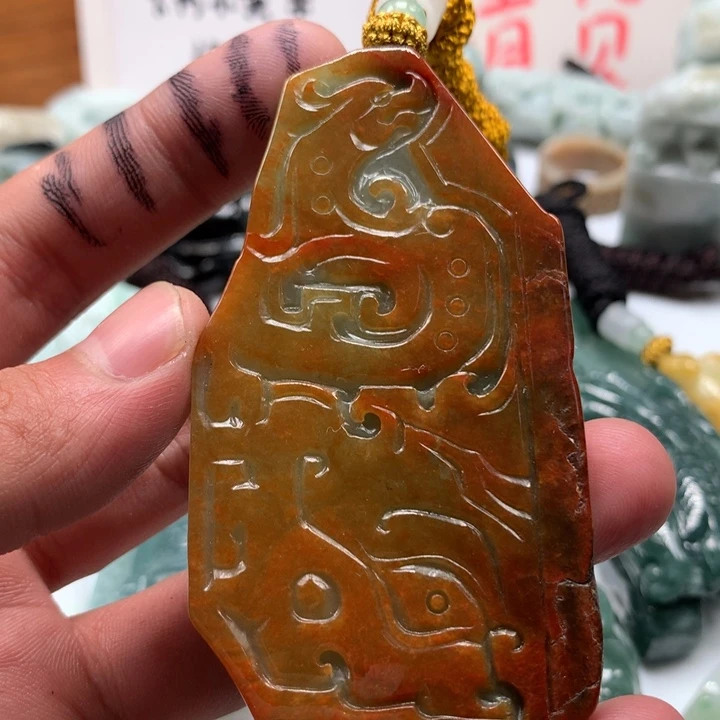 翡翠未镶嵌颈饰保真天然a货翡翠