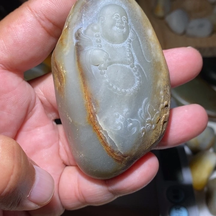水***)和田玉（子料）未镶嵌颈饰