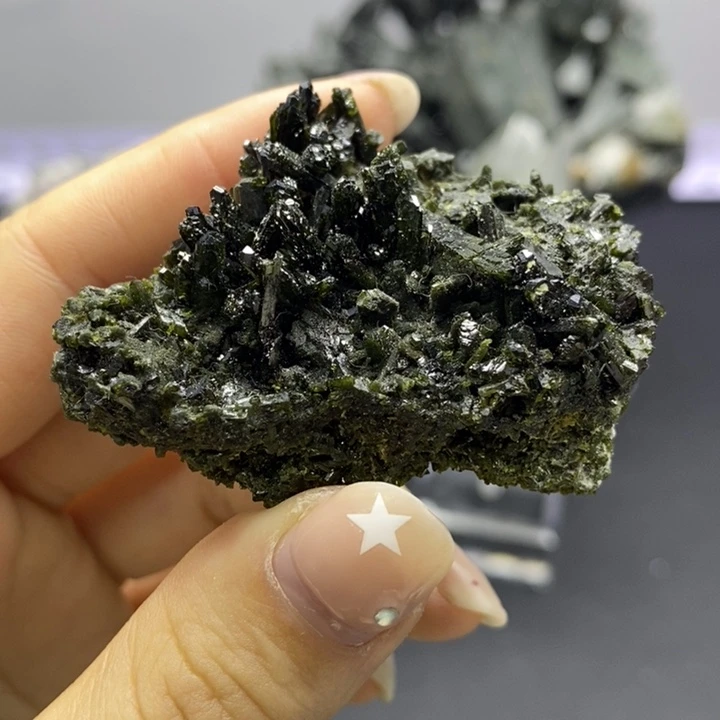 有机玻璃8绿帘草地