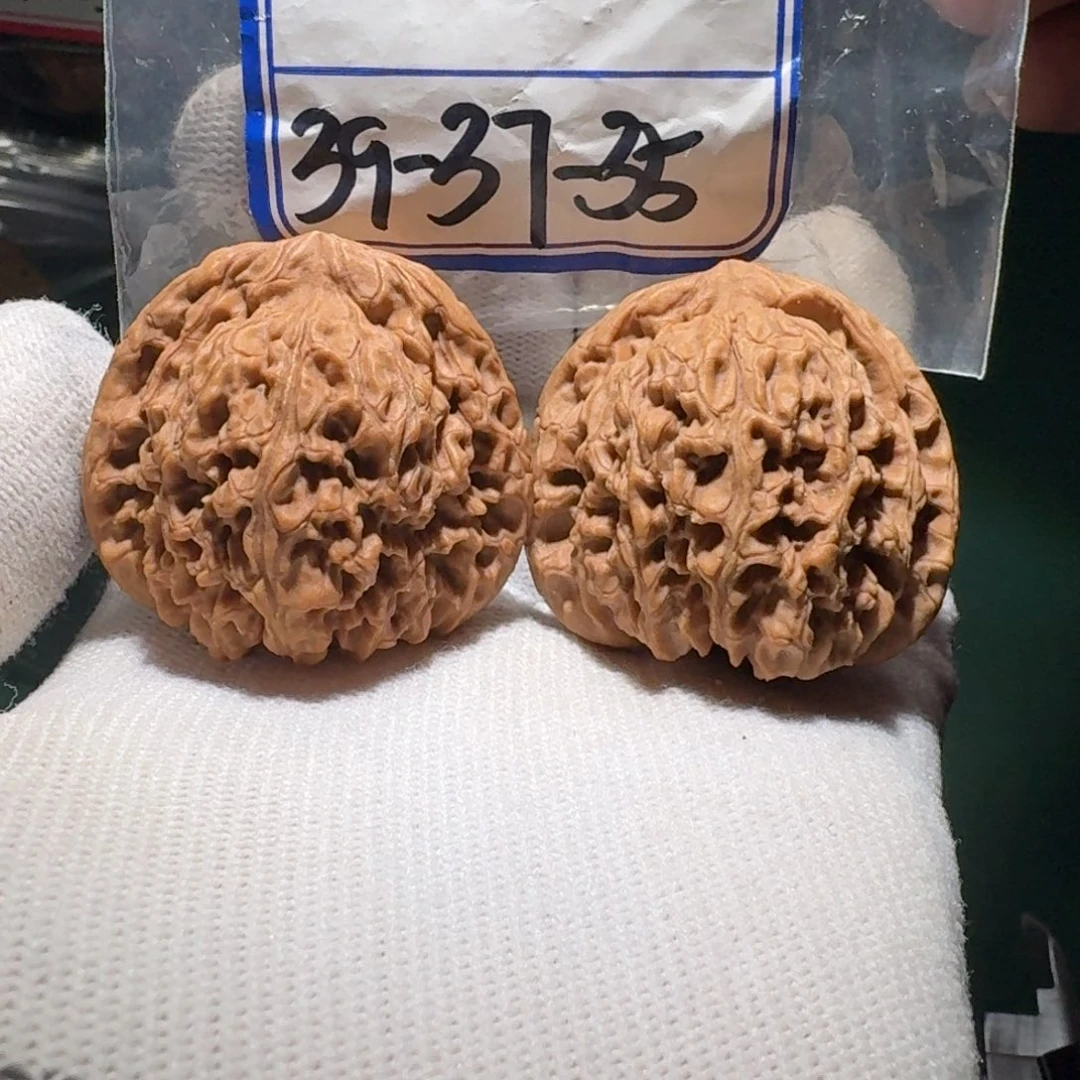 文玩核桃把件12号万字s