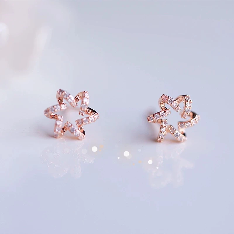 铜合金耳饰 百搭六瓣花耳钉新款潮气质小巧通勤职场耳饰F1401