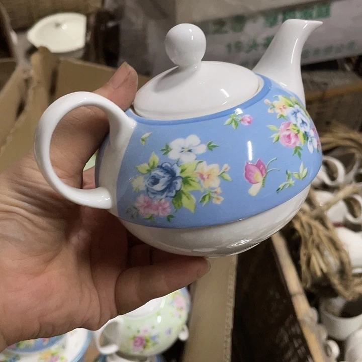 杯骨质瓷蓝花独孔茶壶一个