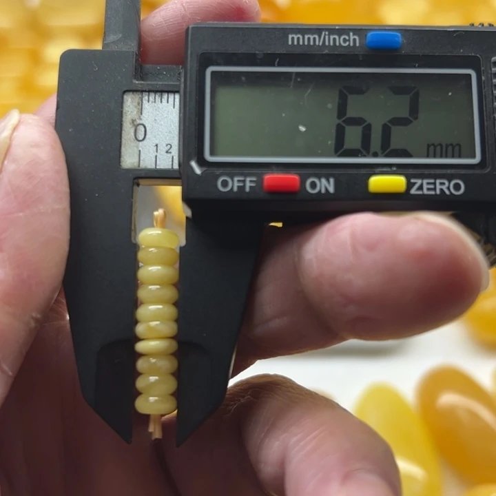 琥珀（矿物珀）未镶嵌裸石