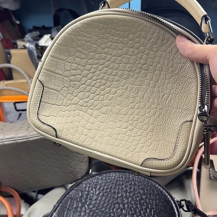 小牛皮水牛皮反绒皮牛皮小牛皮（革）水牛皮（革）