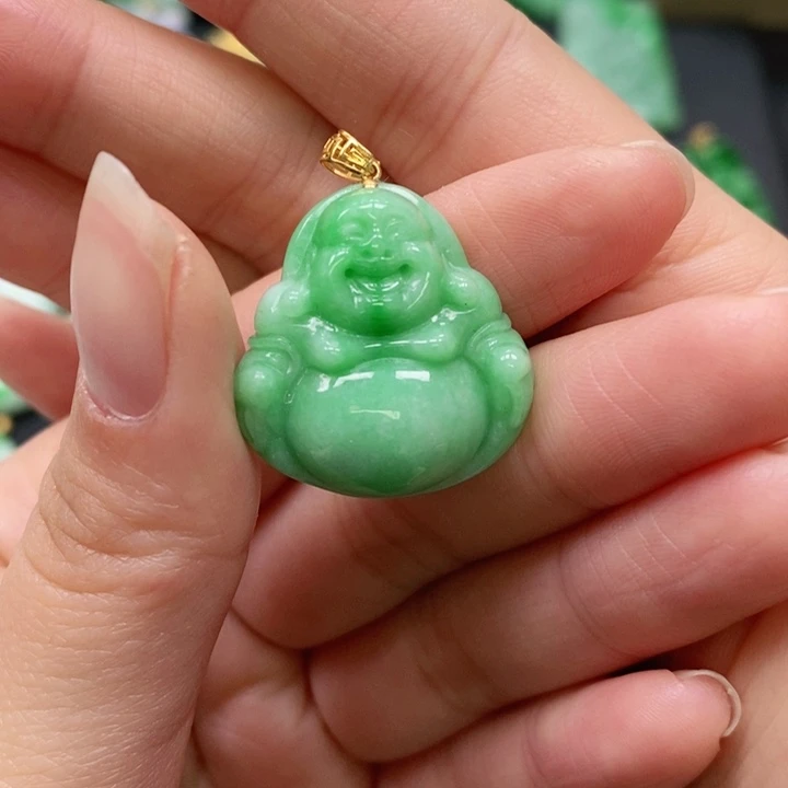 翡翠颈饰未镶嵌吊坠