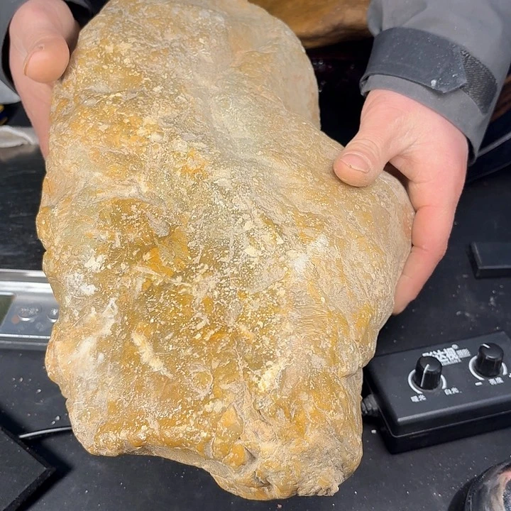 昌化石顺**利昌化田黄原石