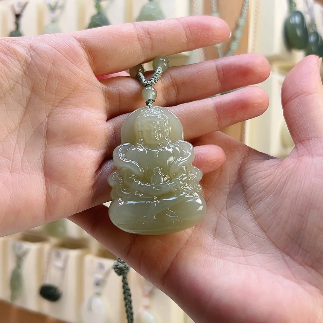 种***庆颈饰未镶嵌和田玉