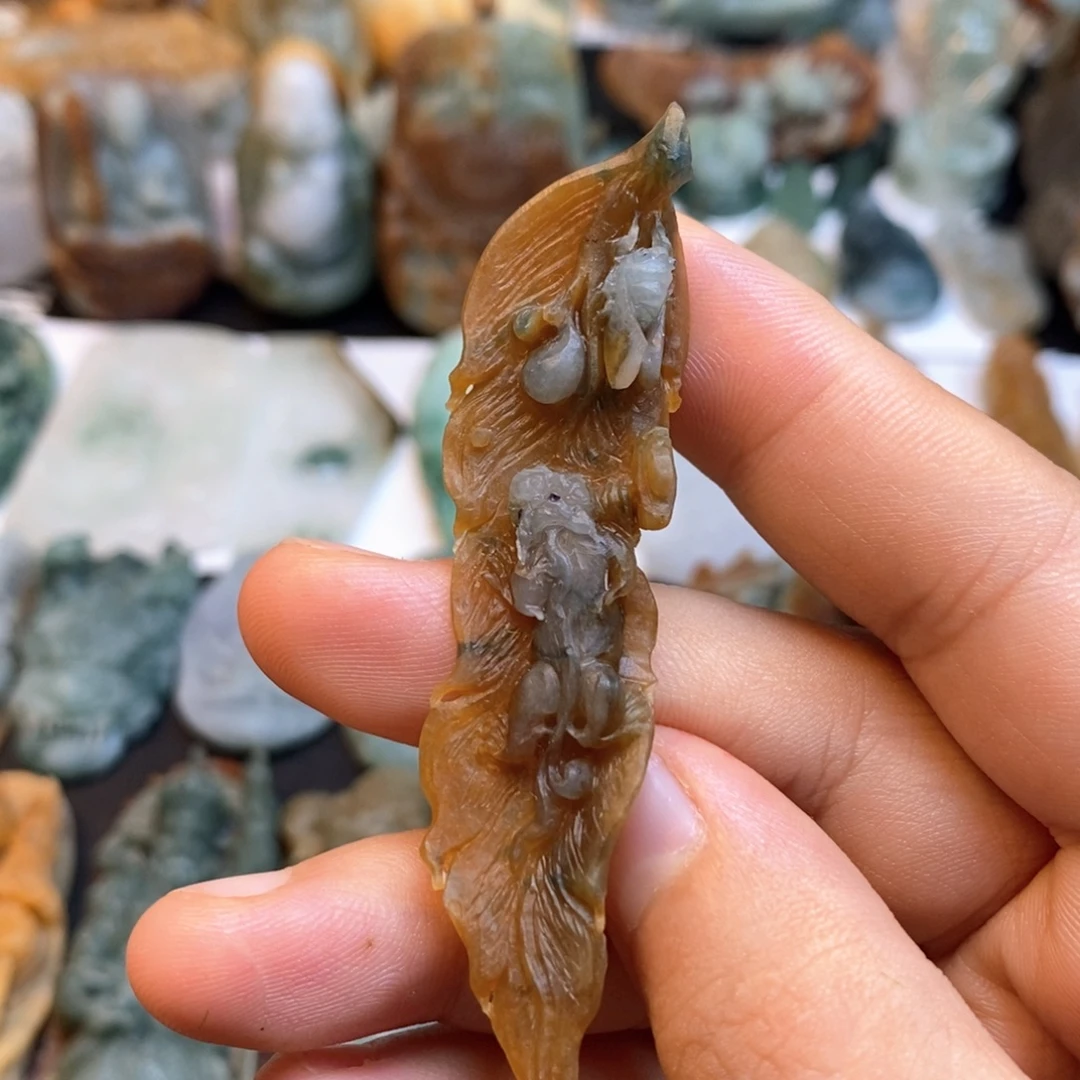 定制翡翠未镶嵌特色15