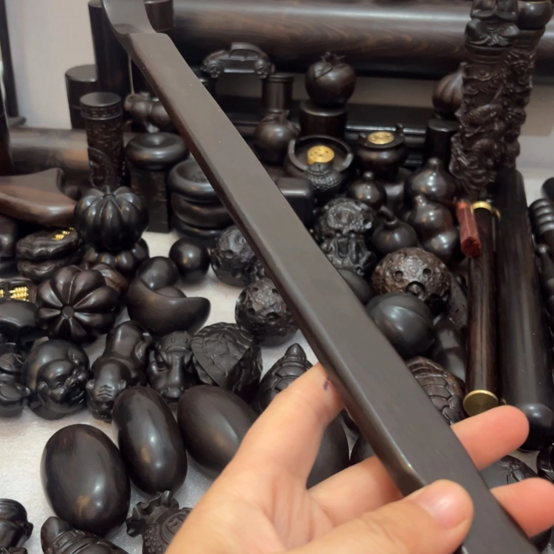 哦****黑酸枝木类紫光檀痒痒挠加厚款1个