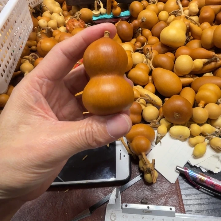 ?***?暖洋洋的一把紫皮葫芦