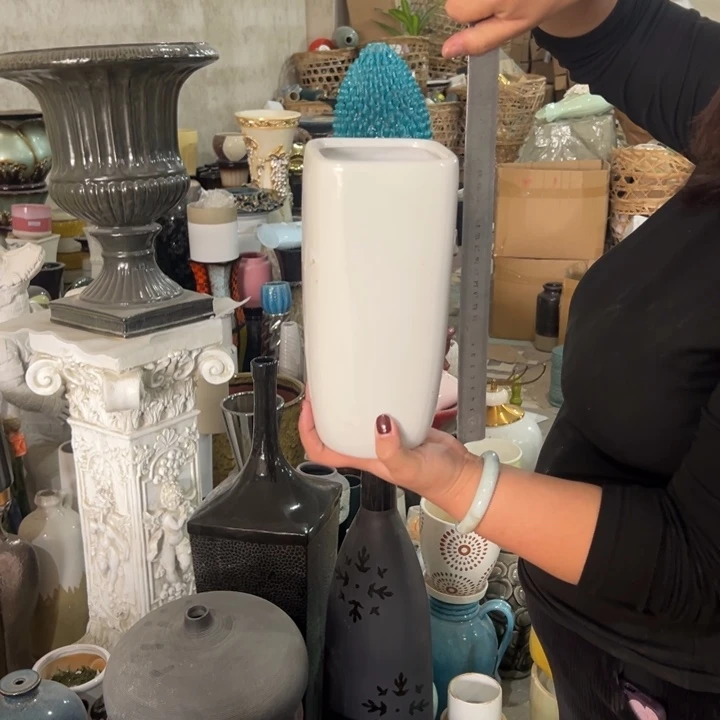 瓶高度25厘米口径10厘米微瑕捡漏针眼