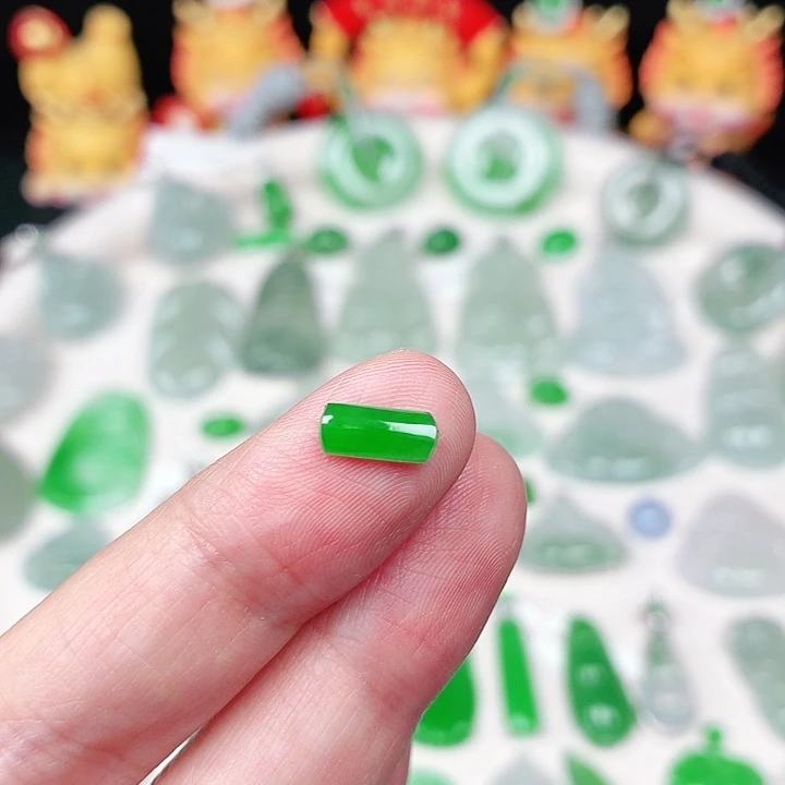 翡翠裸石缅甸天然A货翡翠