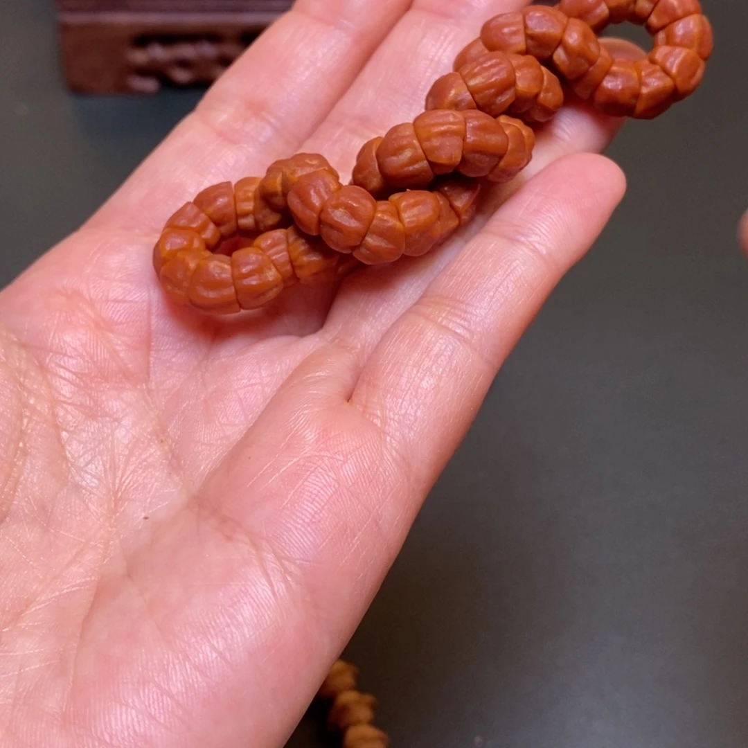 柏香籽/百香籽吊坠大肠手串