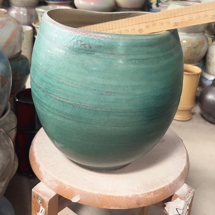 瓶口19高23 景德镇陶瓷学院