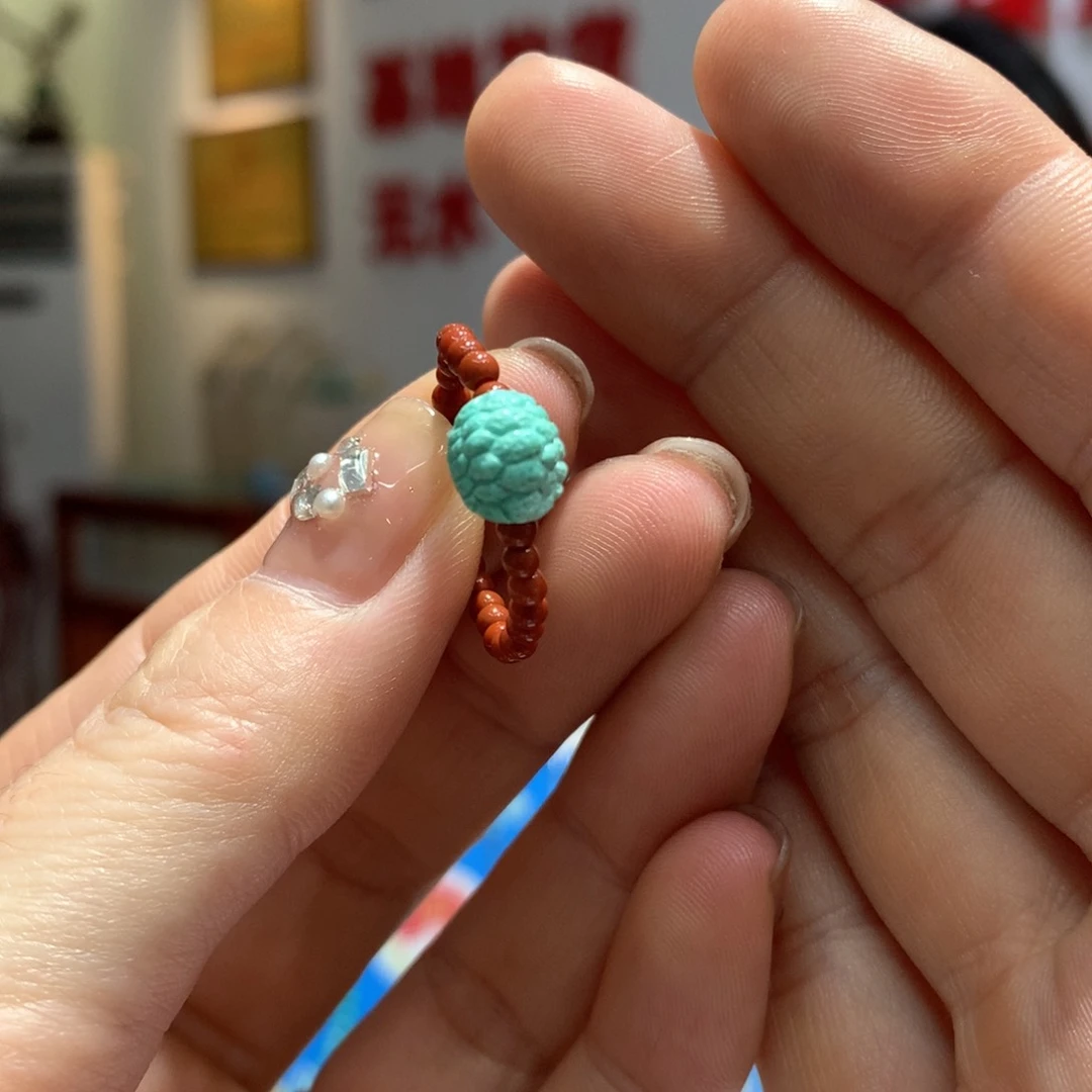 绿松石配饰未镶嵌