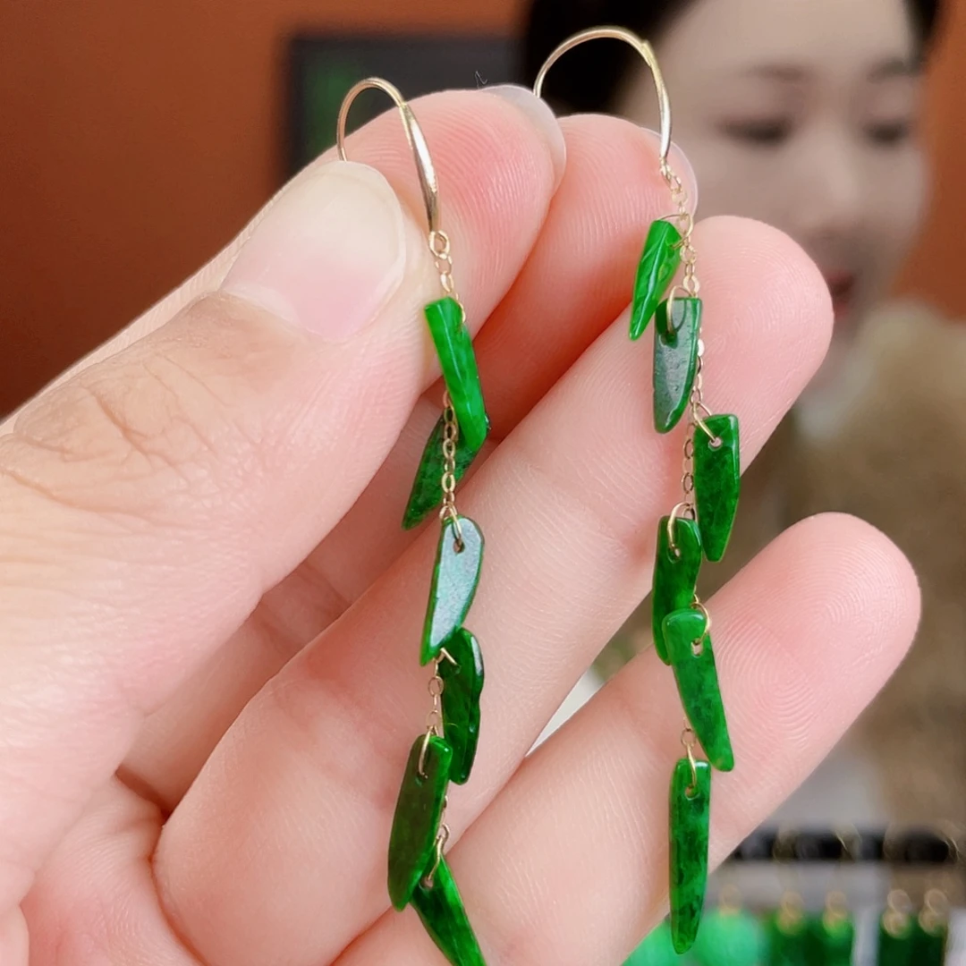 翡翠18K金镶嵌耳饰