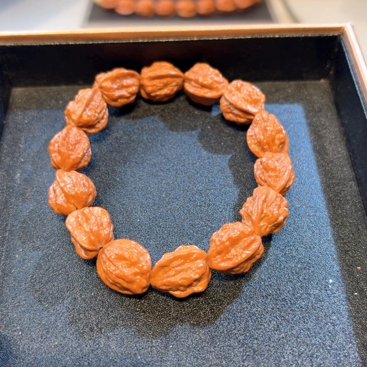 老***了手串文玩核桃小金蟾