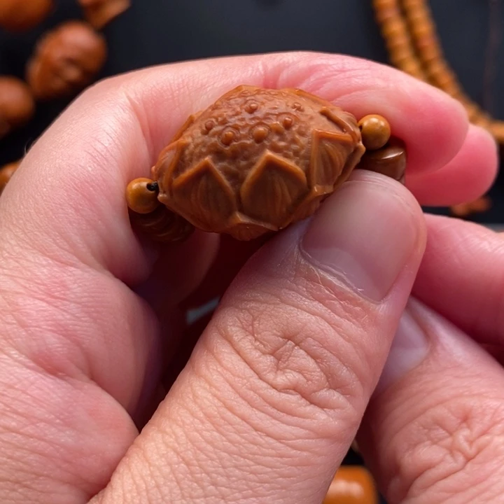 手串橄榄核莲花三通