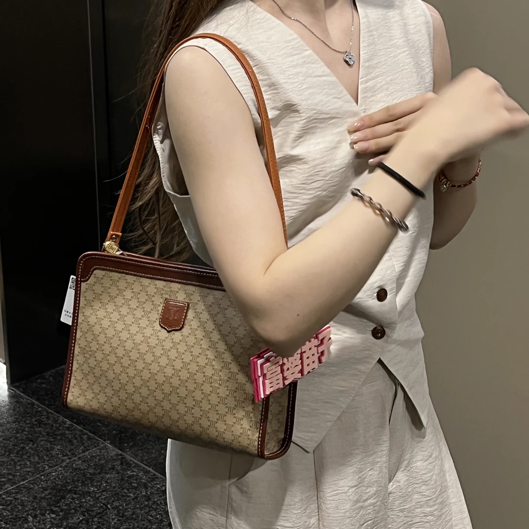 95新 Celine/思琳 celine 洗漱手提包4264828