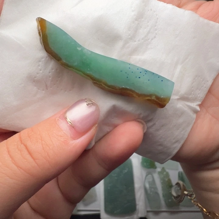 未镶嵌定制翡翠包抛光