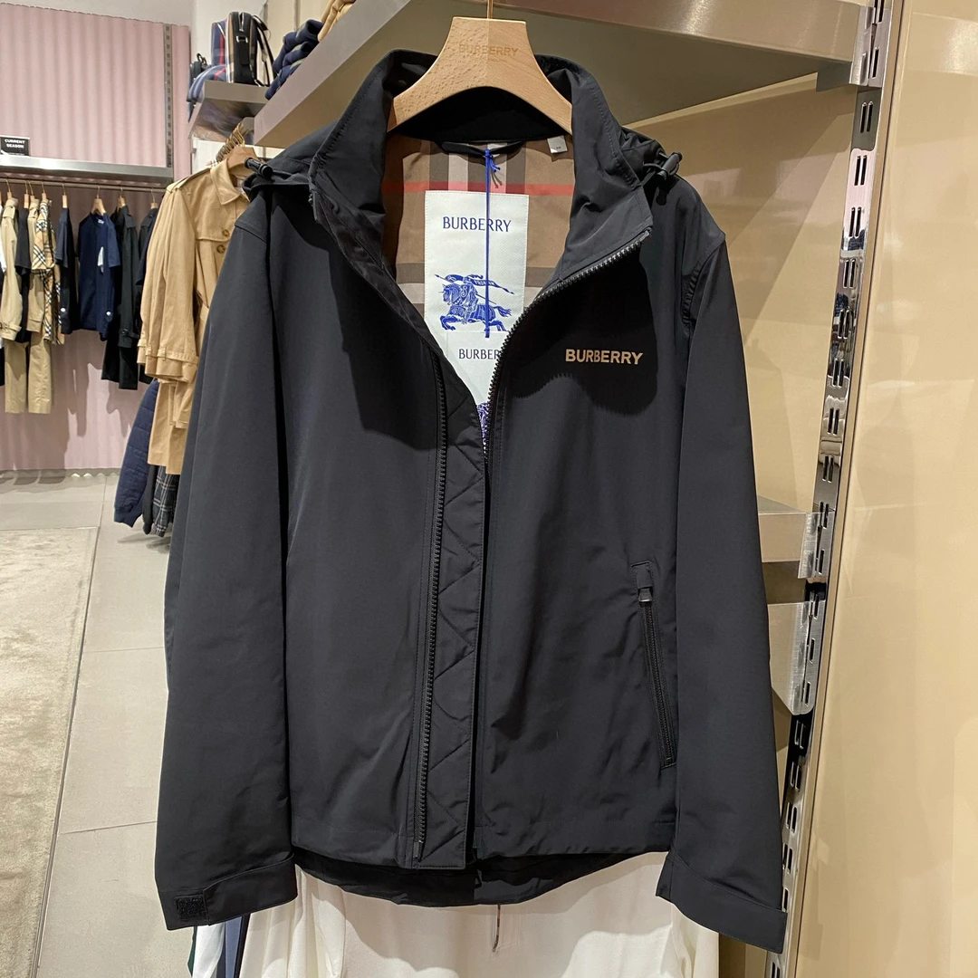 未使用 BURBERRY/博柏利 男款外套 经典半内衬 腰部抽绳 偏大半码