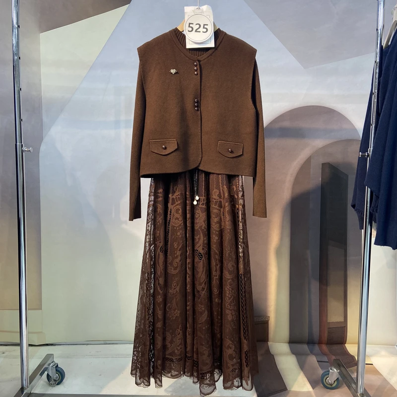 525颖宝原创夏季新款简约重奢时尚气质设计师款连衣裙