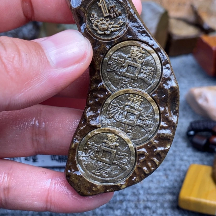 【闪购商品】原石雕刻手把件