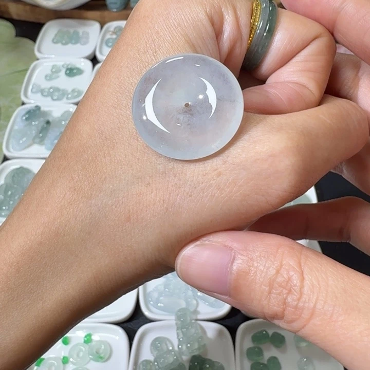 定制翡翠未镶嵌平安扣