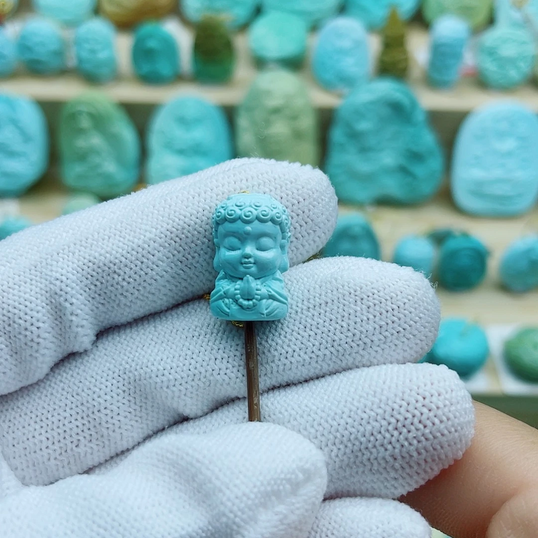 绿松石未镶嵌珠宝奇石