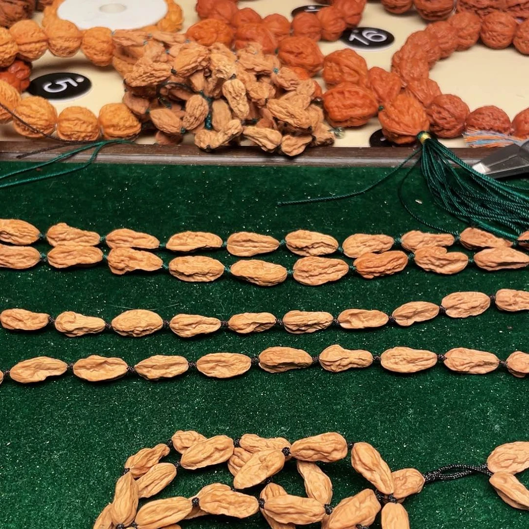 左****文玩核桃吊坠异形