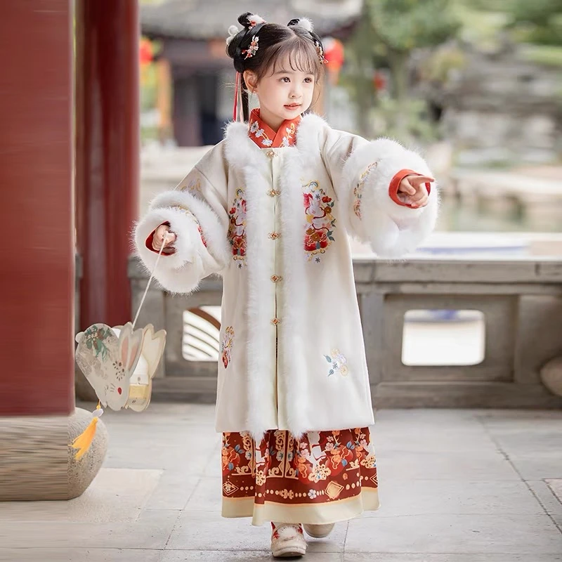 (120码错码加瑕疵特卖）香槟拼红高品拜年服三件套