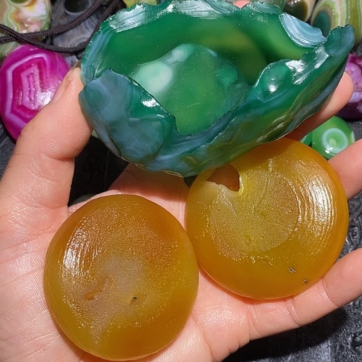 石***孽玛瑙/玉髓颈饰合金