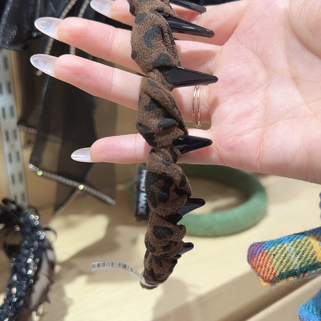 非金属仿珍珠豹纹带齿发箍