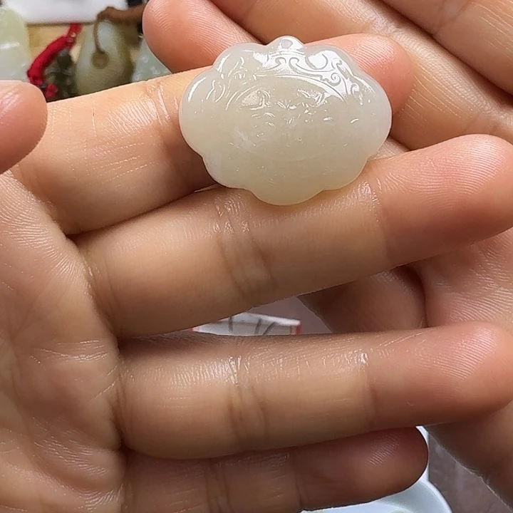 未镶嵌和田玉包链