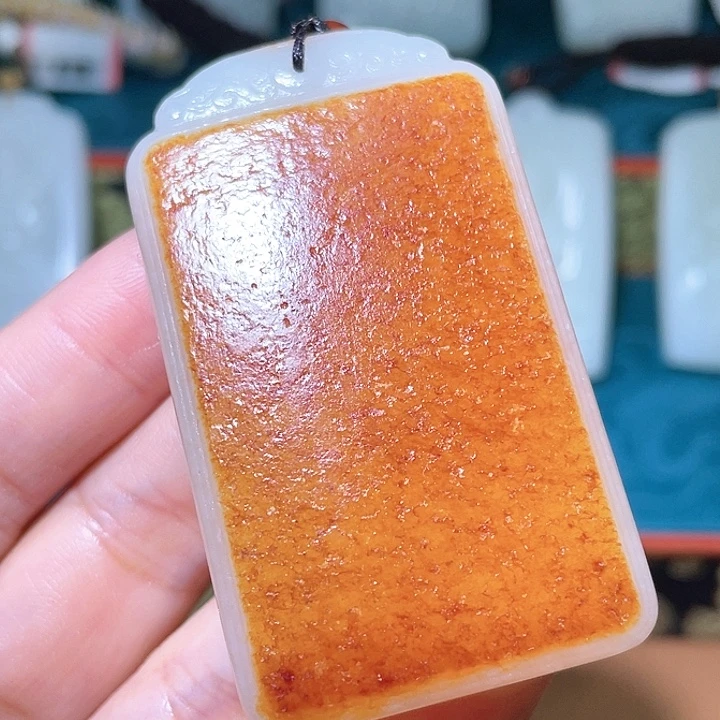 雨***了颈饰未镶嵌和田玉