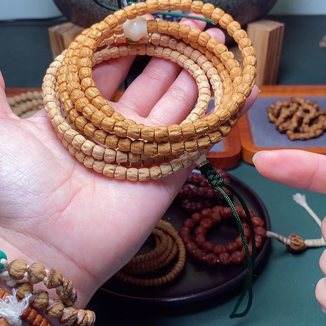 柏香籽/百香籽吊坠149.9方块