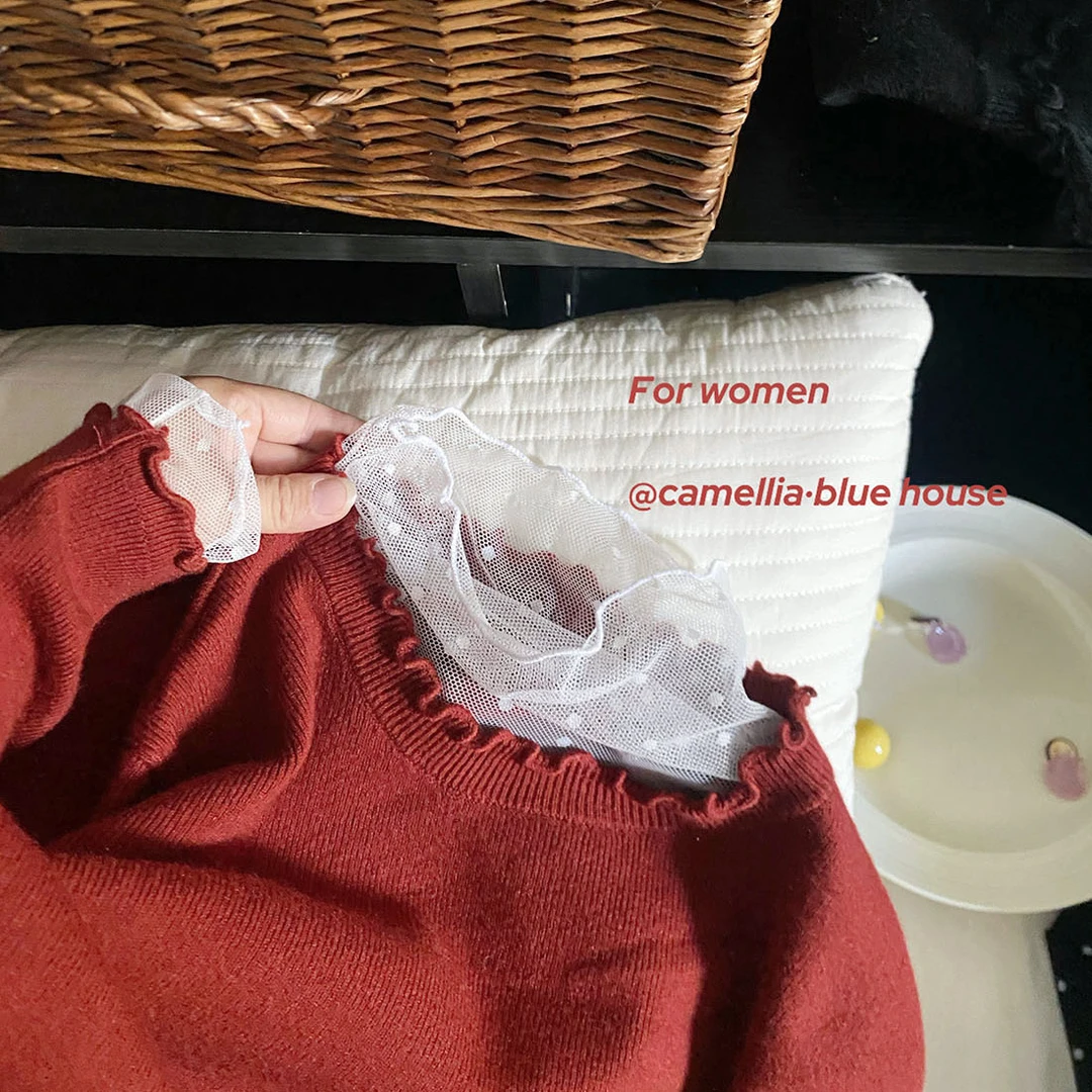 韩系温柔蕾丝拼接假两件针织衫女冬季木耳边别致显瘦超美打底上衣