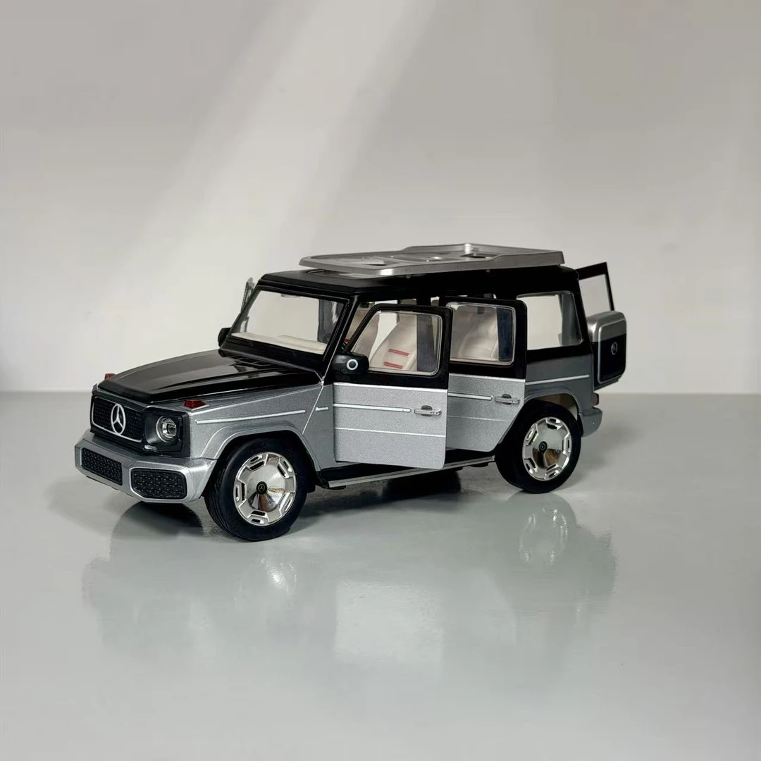 合金1:24声光奔驰大G 六开门带回力玩具车-银 学习玩具