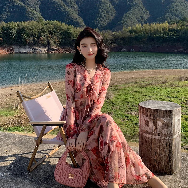 薇宝儿塔塔-2024年秋冬新款显瘦收腰连衣裙-39368G