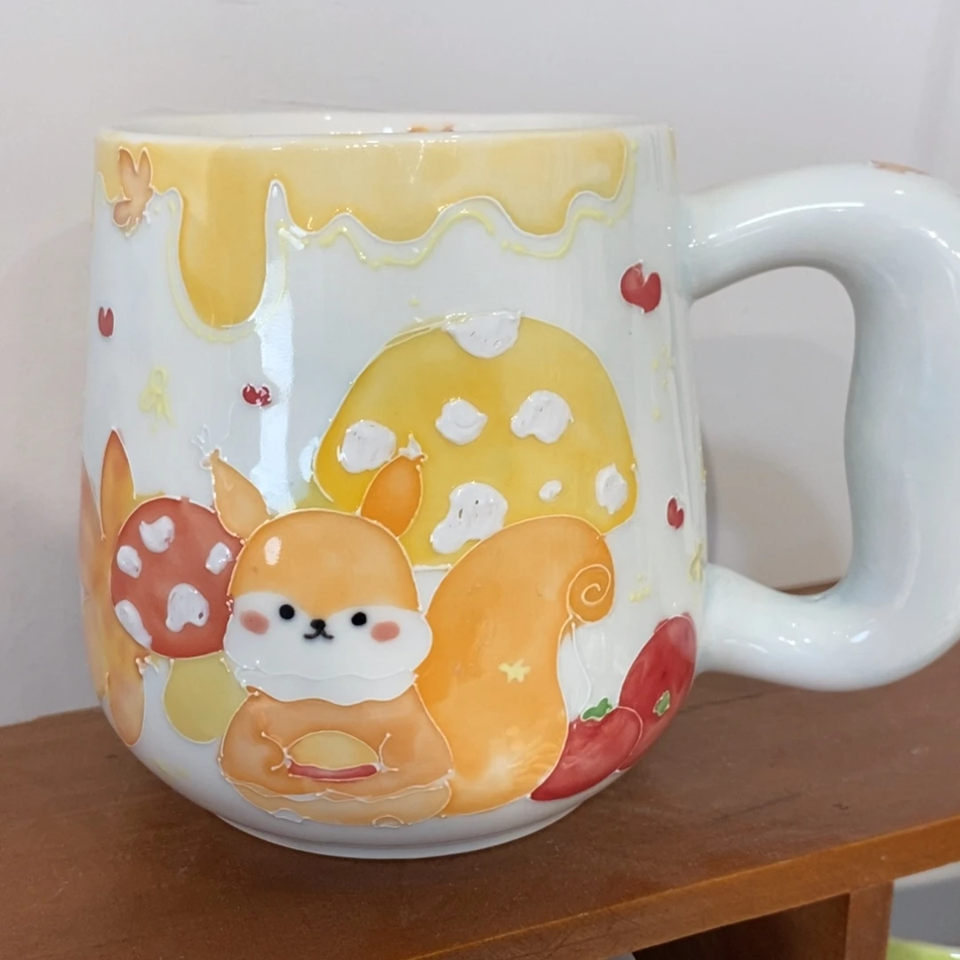 瓷片松鼠马克杯微瑕