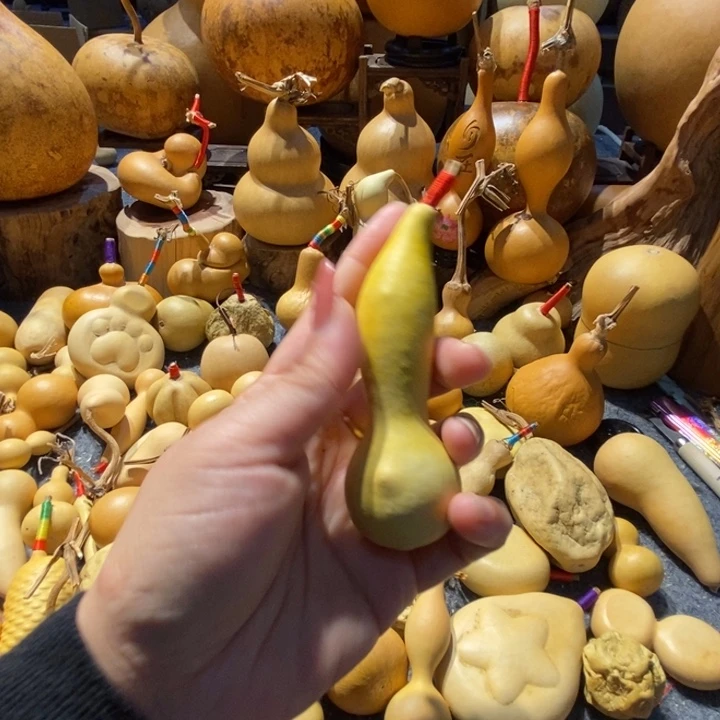 發***財葫芦村等自然村落中出现大量