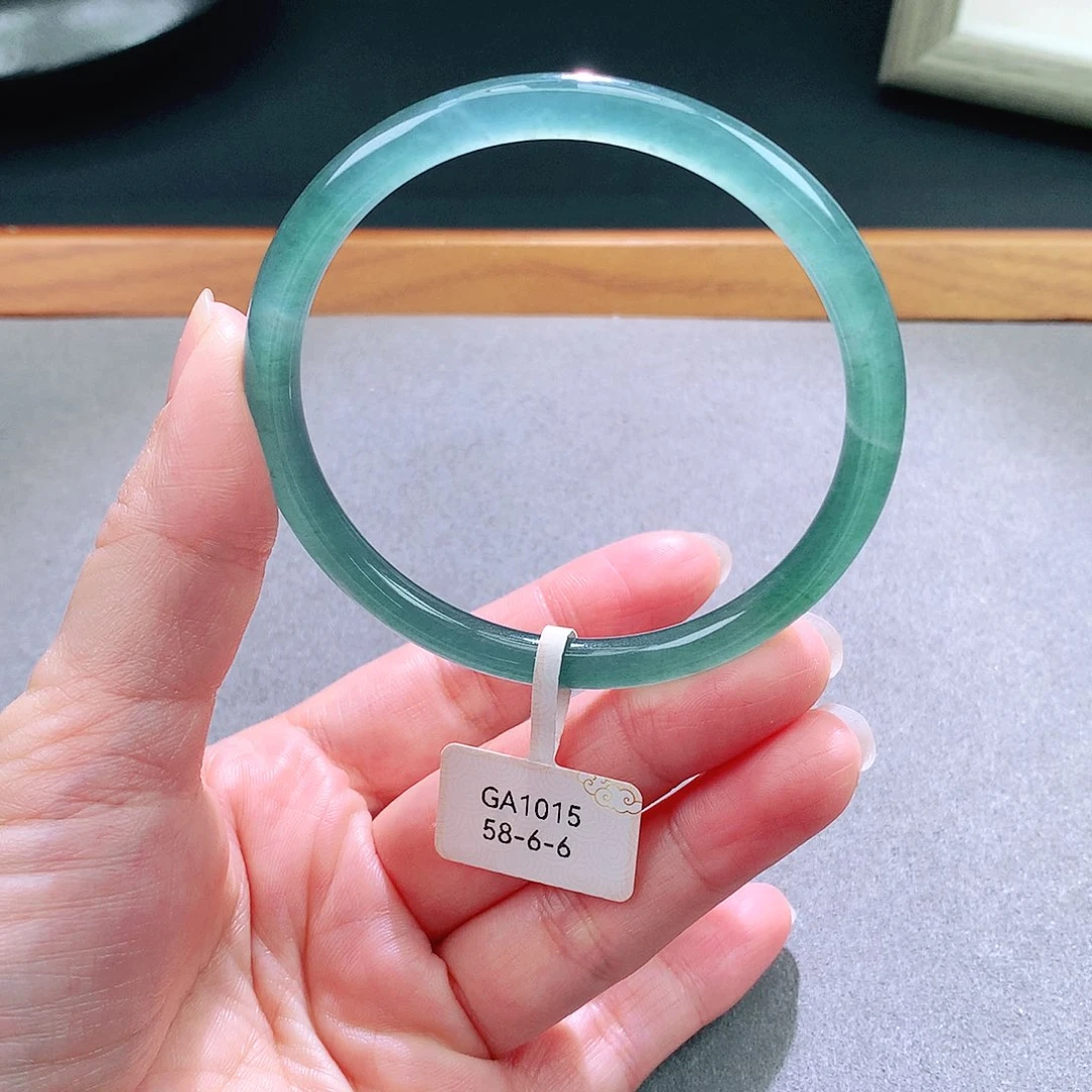 翡翠未镶嵌手镯天然翡翠手镯a货