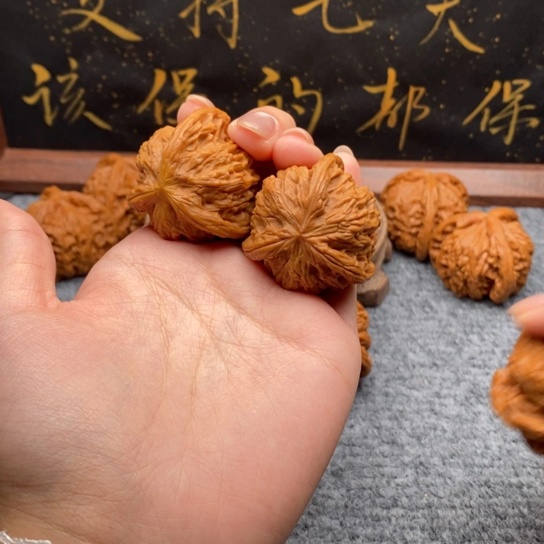 【闪购商品】吊坠文玩核桃秦*
