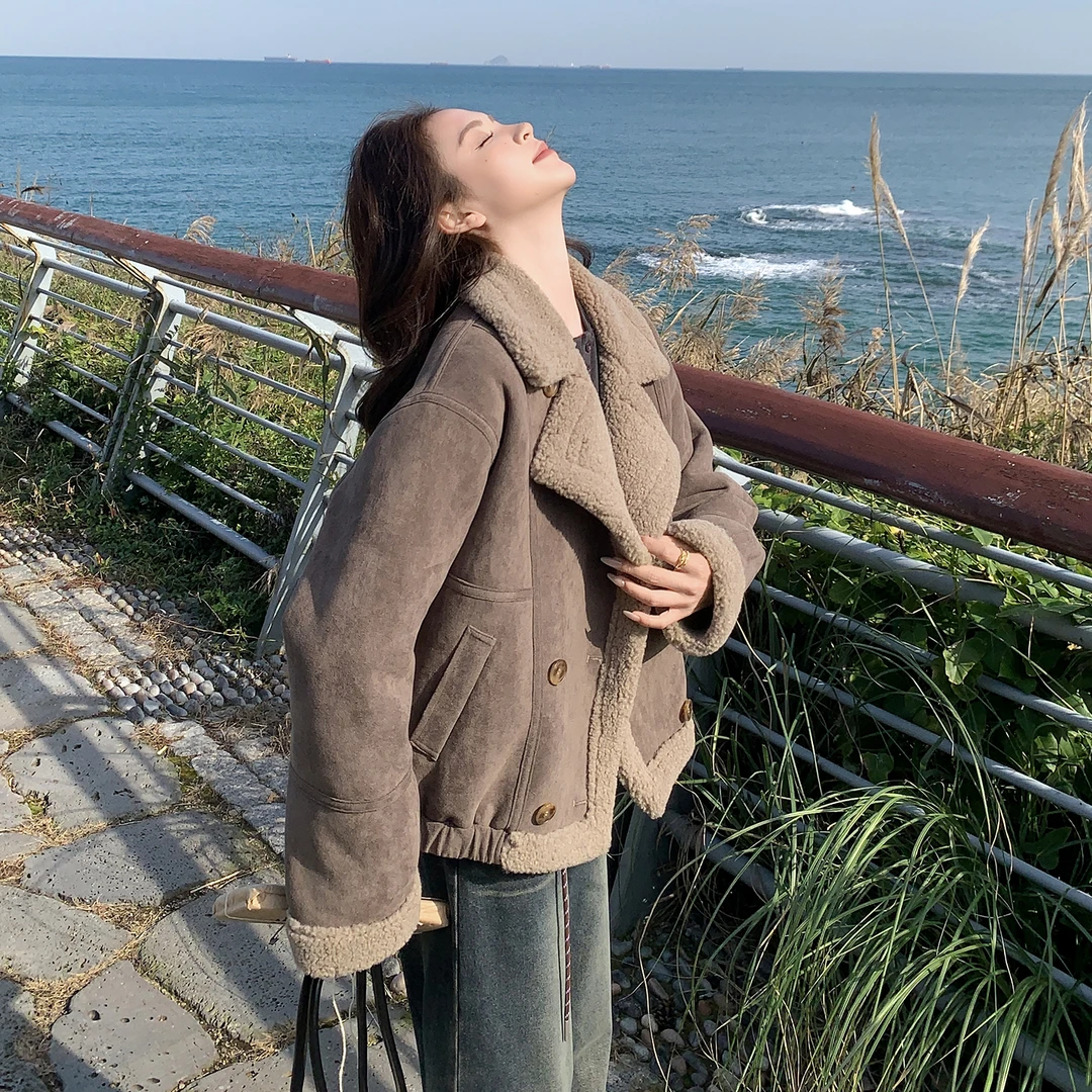 复古高级感灰色皮毛一体外套女2025新款冬季保暖加厚拽酷机车棉服